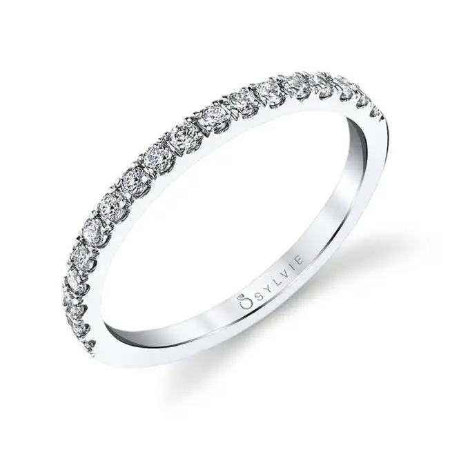 Profile Image of a Princess Cut Engagement Ring With Halo