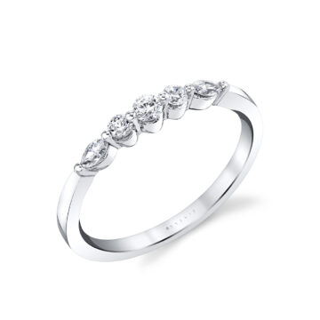 Round and Marquise Classic Wedding Ring