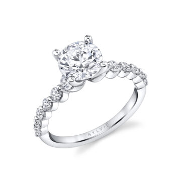 Round Cut Single Prong Engagement Ring - Clover