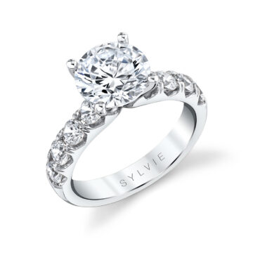 Round Cut Thick Band Classic Engagement Ring - Dariana