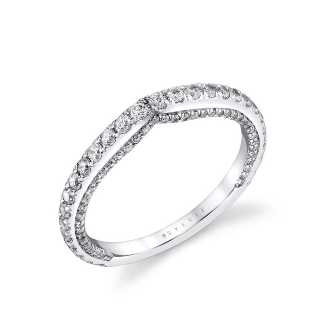 Iconelle shell diamond wedding ring