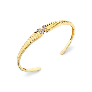 Yellow Gold Auravie Scalloped Diamond Bangle