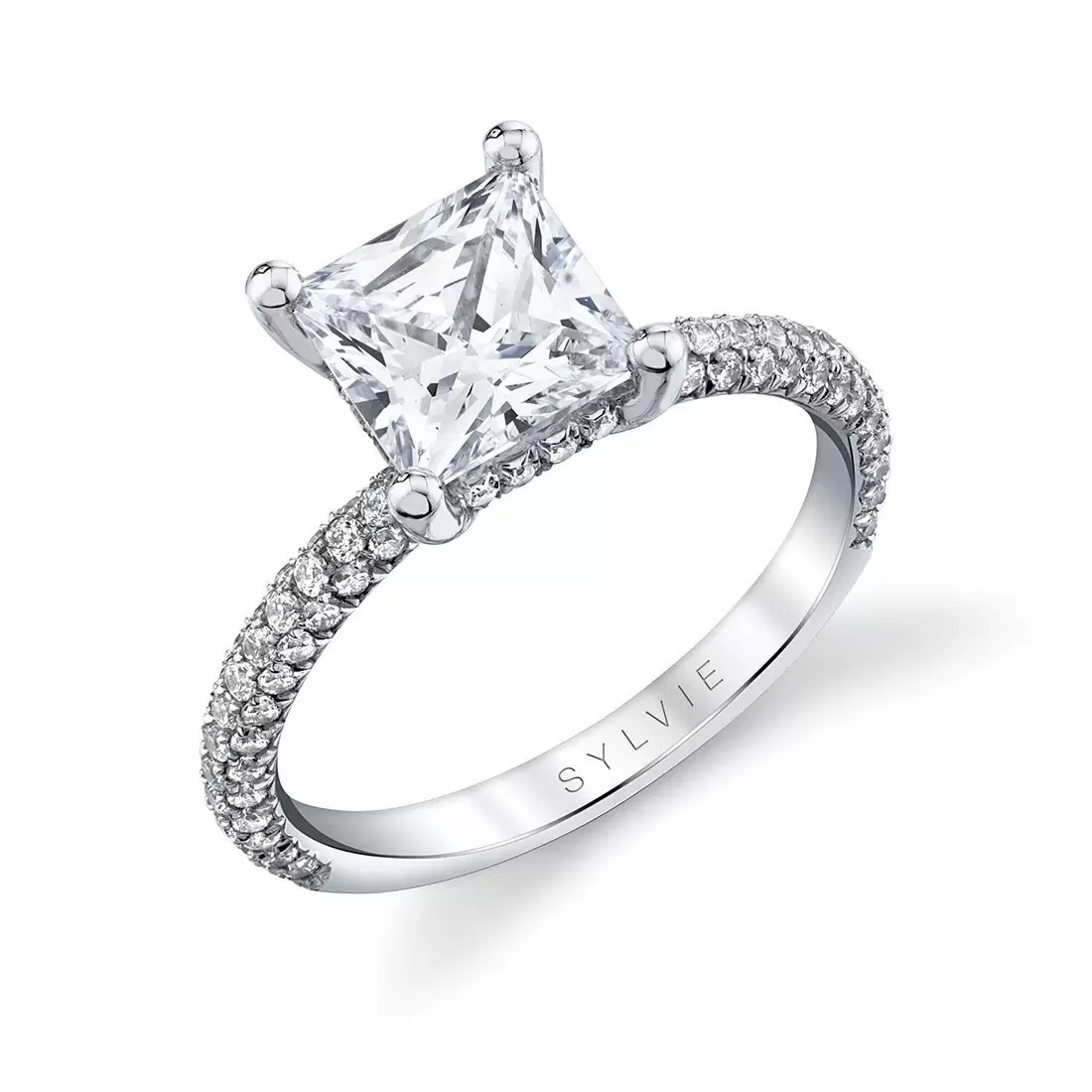 A Guide to 2 Carat Diamond Engagement Rings - Sylvie Jewelry
