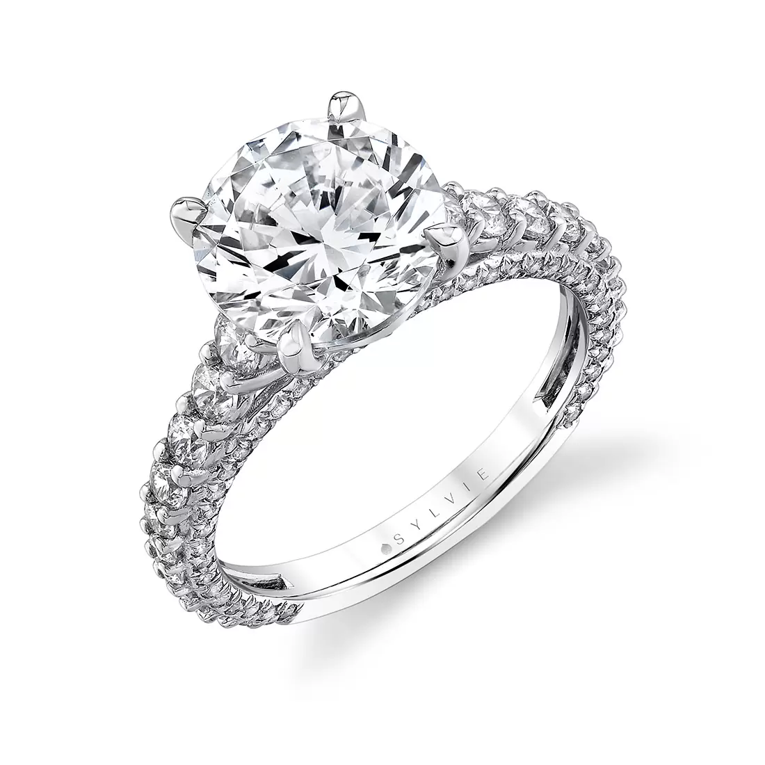 graduated diamond engagement ring